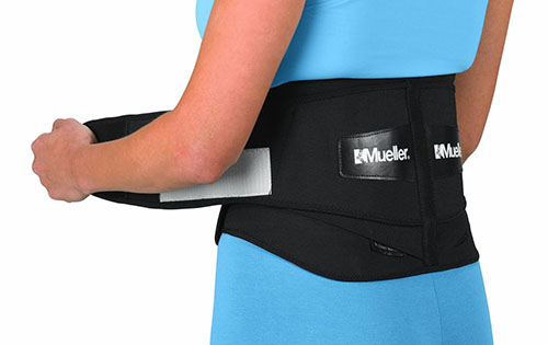 3. MUELLER Lumbar Back Brace With Removable 