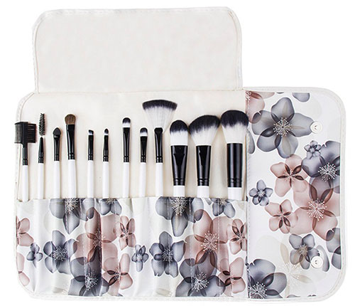 7. Makeup Cosmetics Brushes Set Kits