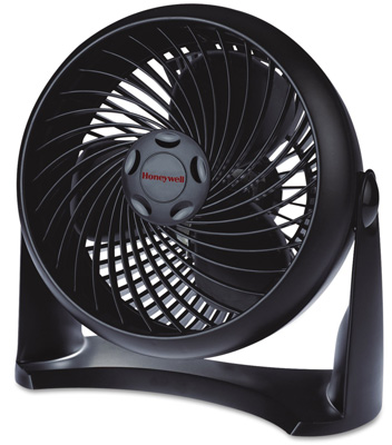 #1. HoneyWell TurboForce Fan, HT-900